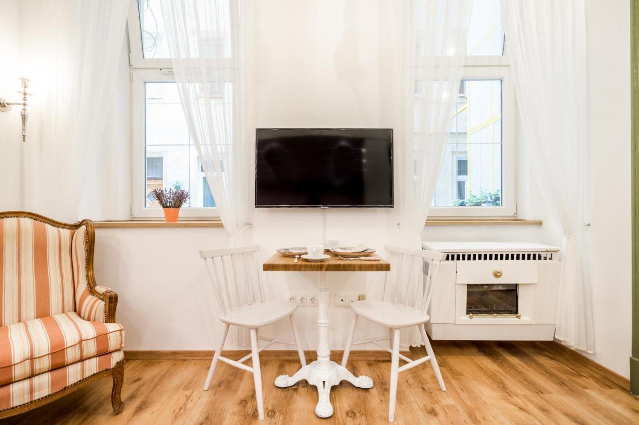 Provence Home - Citycenter, Tv, Washer, Coffee-Tea Budapeste Exterior foto