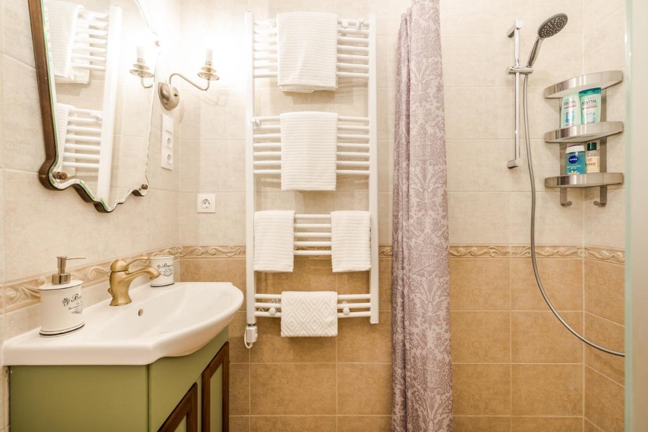 Provence Home - Citycenter, Tv, Washer, Coffee-Tea Budapeste Exterior foto