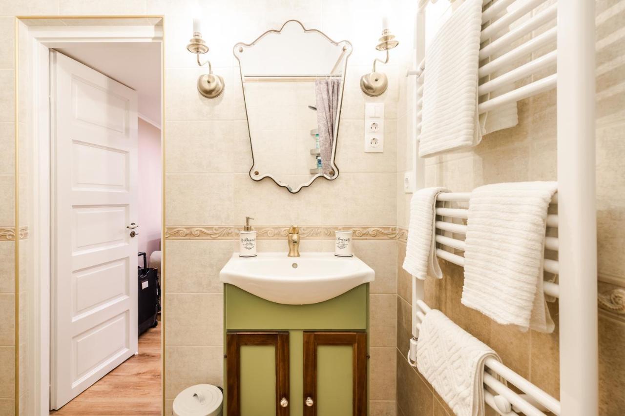 Provence Home - Citycenter, Tv, Washer, Coffee-Tea Budapeste Exterior foto